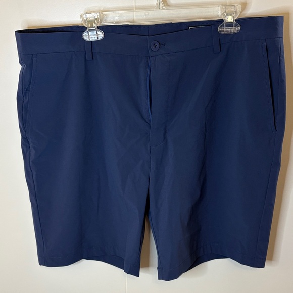 Vineyard Vines Other - Vineyard Vines Men's Blue Breaker Performance Shorts